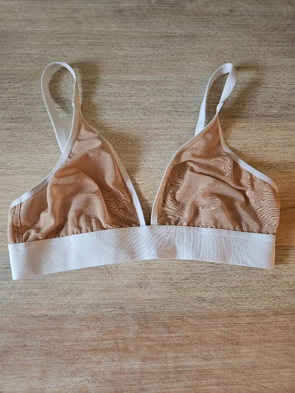 Negative Bra Sieve Triangle in Buff and White Size "2" 32D or 34C
